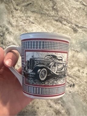Quiksilver White and Red Vintage Car Ceramic Mug